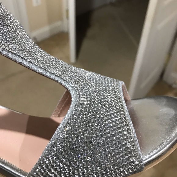Sparkly silver rhinestone block heels - Picture 10 of 14